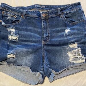 Maurices size 18 Blue Denim distressed Women's Shorts